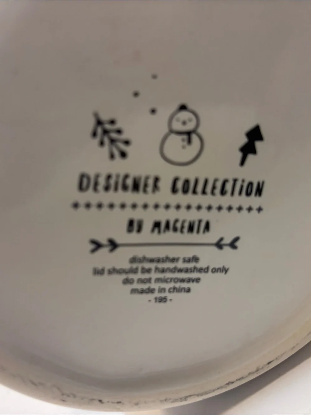 Magenta ceramic holiday
